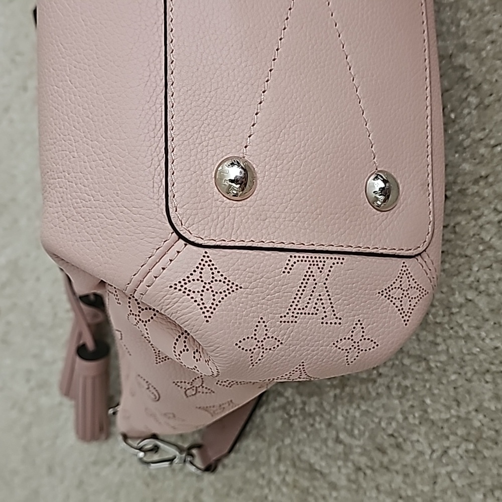 Louis Vuitton Pink Haumea Monogram Mahina Handbag - Picture 11 of 13